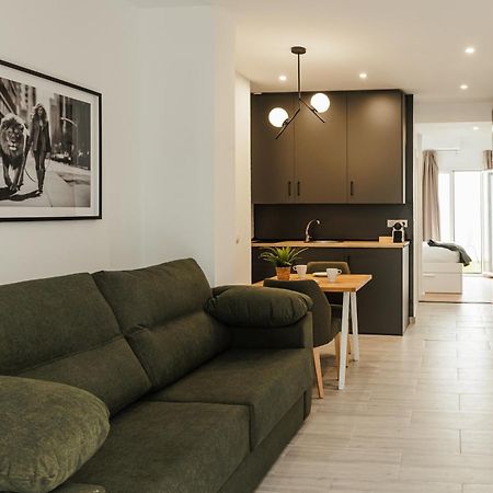 חרז Astuto 21 Suites - Adults Only מראה חיצוני תמונה