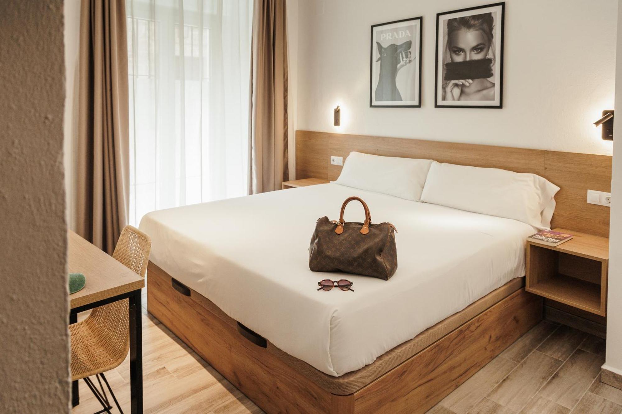 חרז Astuto 21 Suites - Adults Only מראה חיצוני תמונה