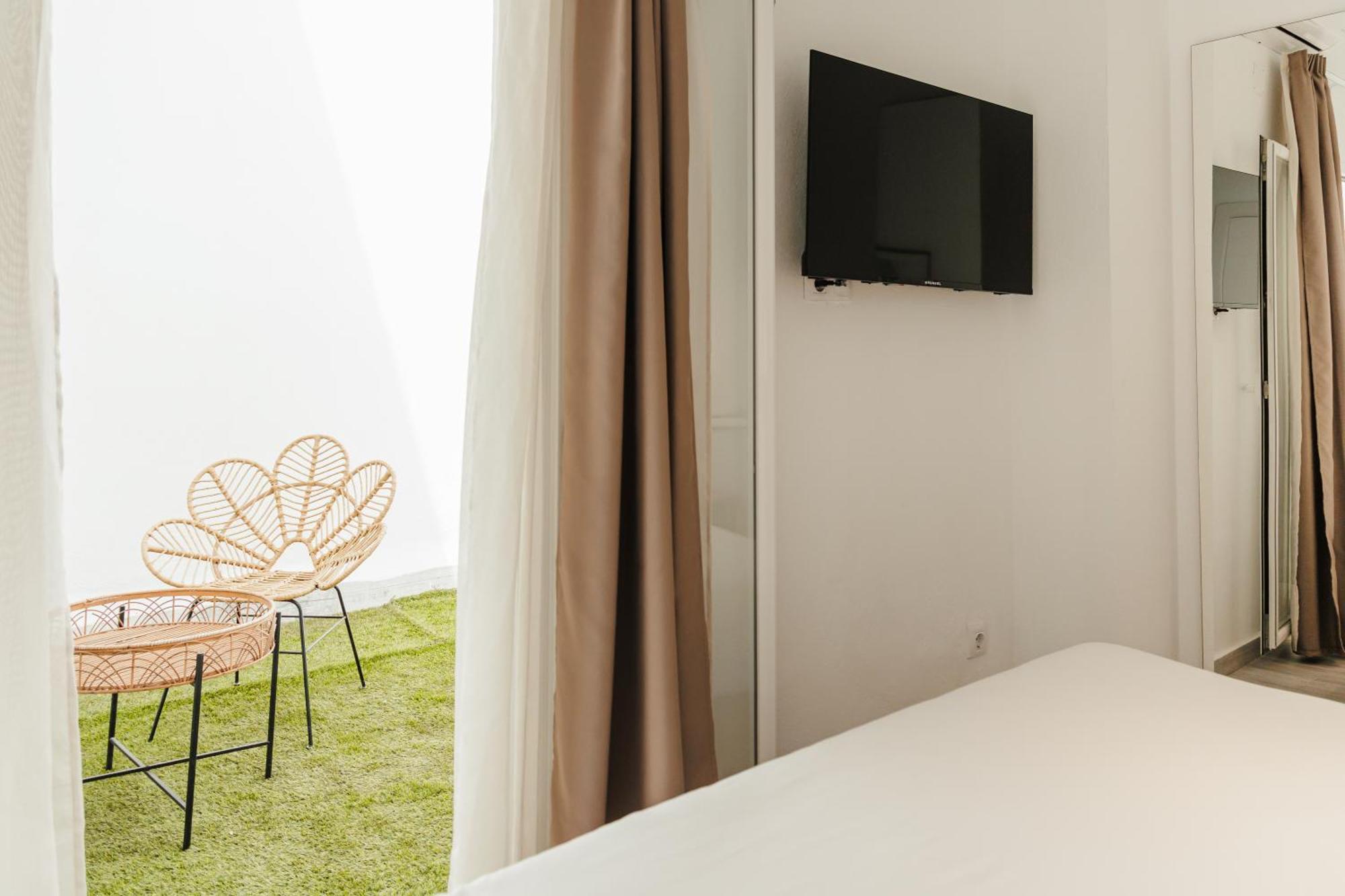 חרז Astuto 21 Suites - Adults Only מראה חיצוני תמונה