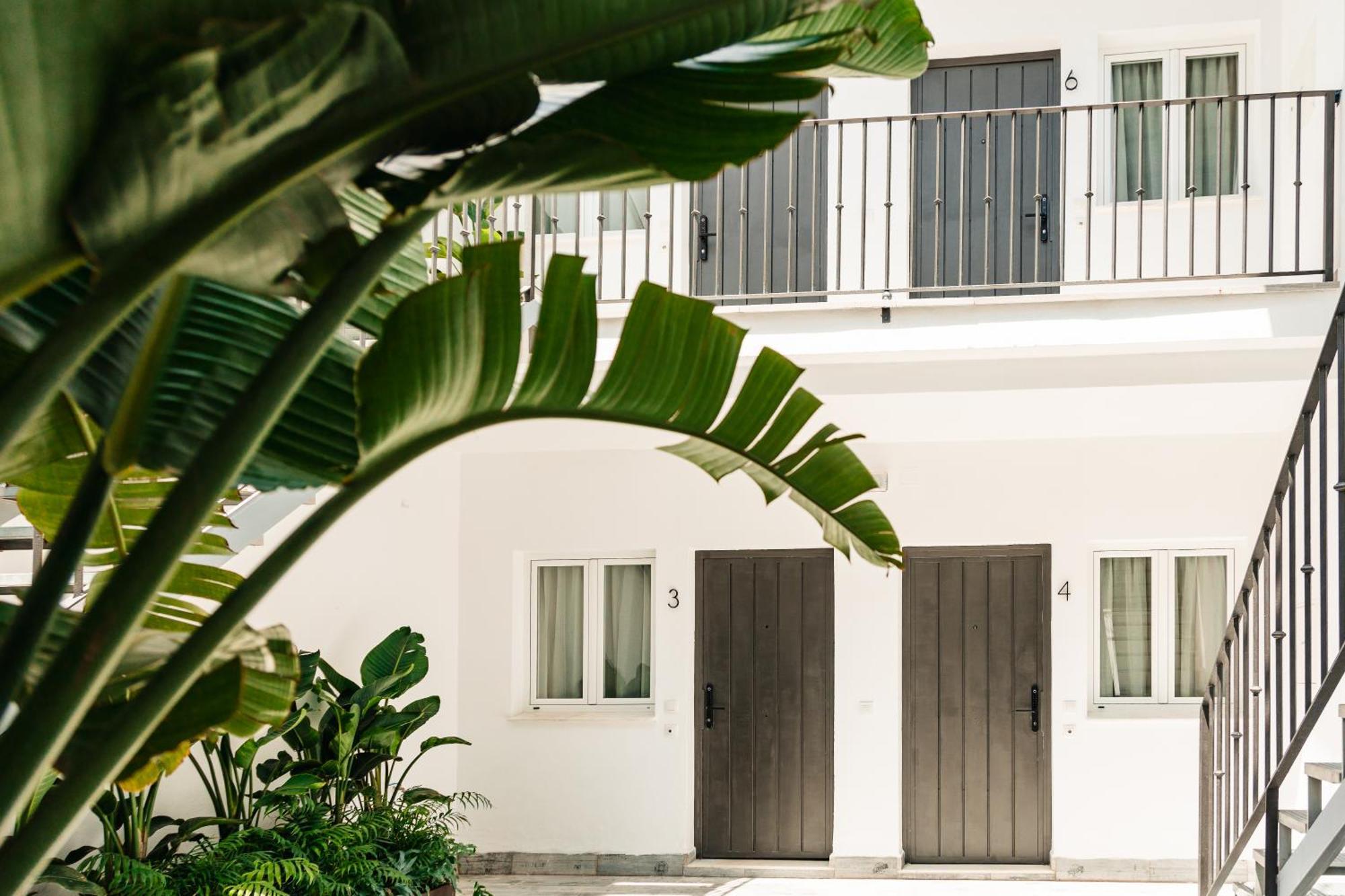 חרז Astuto 21 Suites - Adults Only מראה חיצוני תמונה